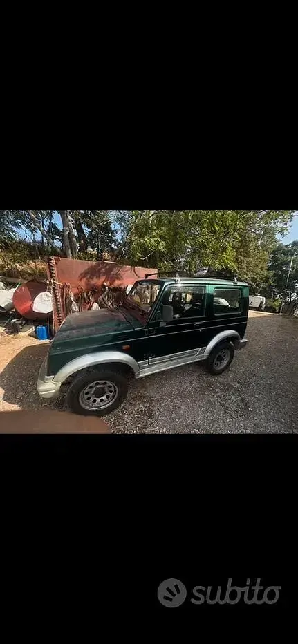 Usata Suzuki Samurai 64 CV (47 kW) 2002 Verde SUV