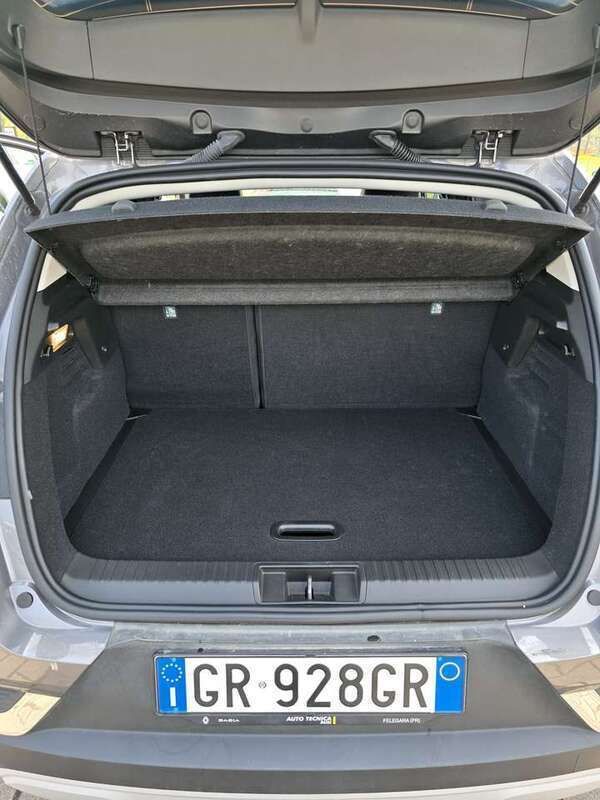 Usata Renault Captur Techno 94 CV (69 kW) 2023 Grigio SUV