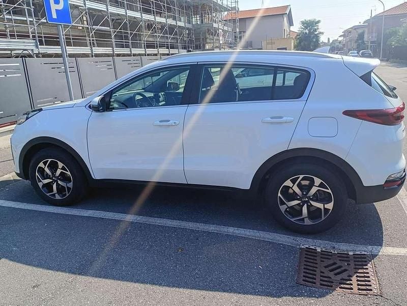 Usata Kia Sportage Urban 126 CV (92 kW) 2021 Bianco SUV