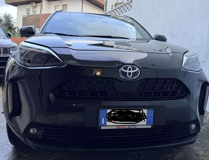 Usata Toyota Yaris Cross Trend 116 CV (85 kW) 2024 Nero SUV