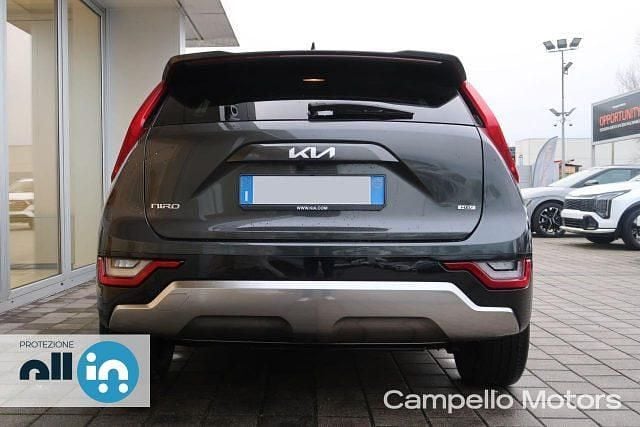 Usata Kia Niro 92 CV (67 kW) 2024 Grigio SUV