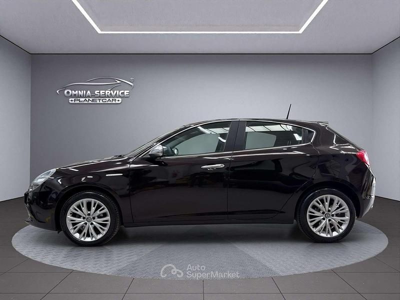 Usata Alfa Romeo Giulietta Super 120 CV (88 kW) 2016 Nero Utilitaria
