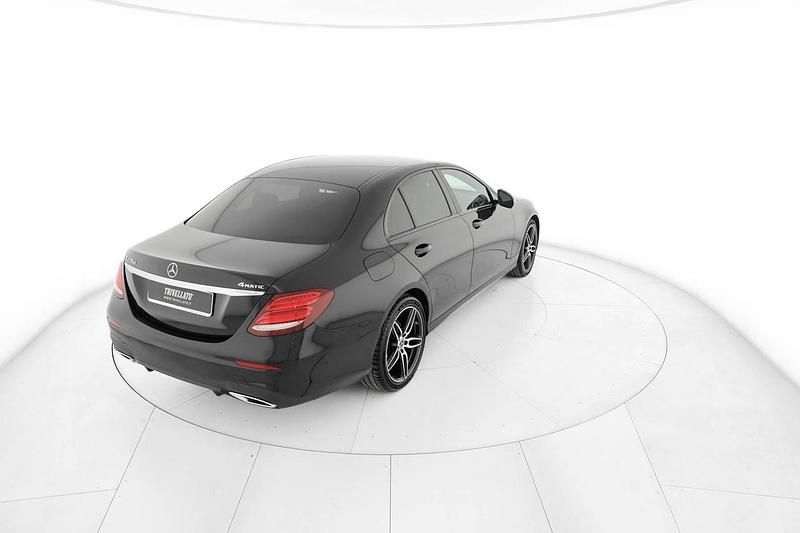 Occasion Mercedes E220 Premium 194 ch (142 kW) 2021 Noir Berline