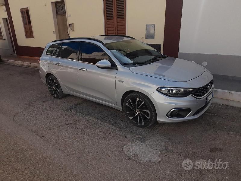 Usata Fiat Tipo 120 CV (88 kW) 2018 Grigio Station wagon