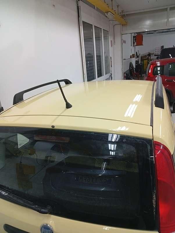 Usata Fiat Panda Dynamic 60 CV (44 kW) 2007 Giallo Utilitaria