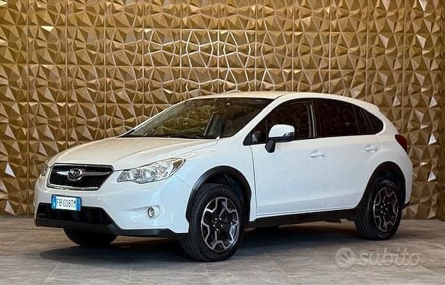 Usata Subaru XV 114 CV (83 kW) 2015 Bianco SUV