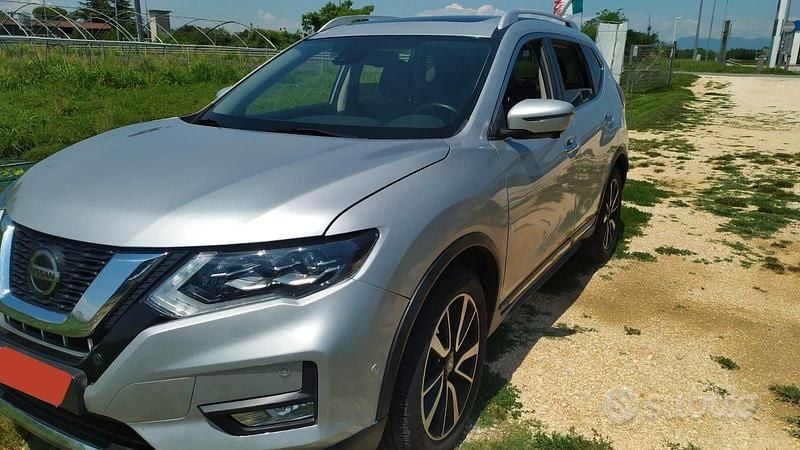 Usata Nissan X-Trail Tekna 2018 Grigio SUV