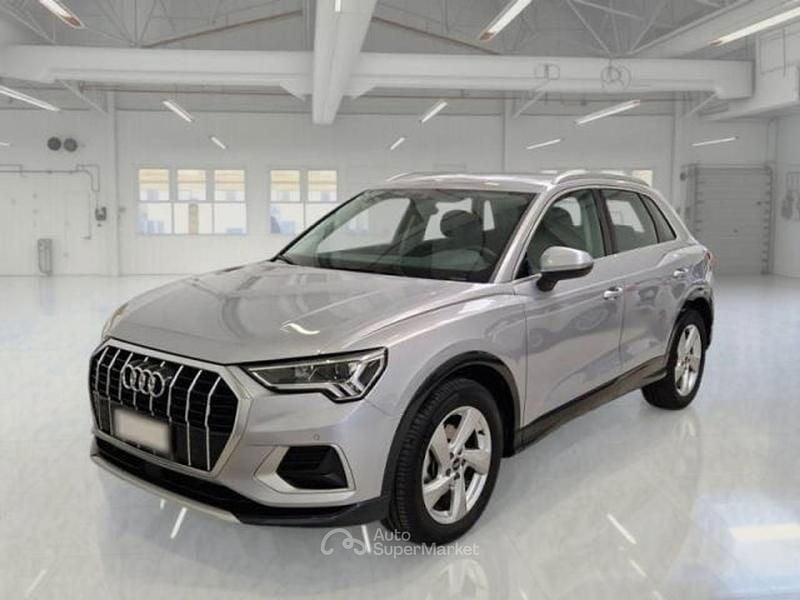 Usata Audi Q3 Advanced 151 CV (111 kW) 2021 Grigio chiaro SUV