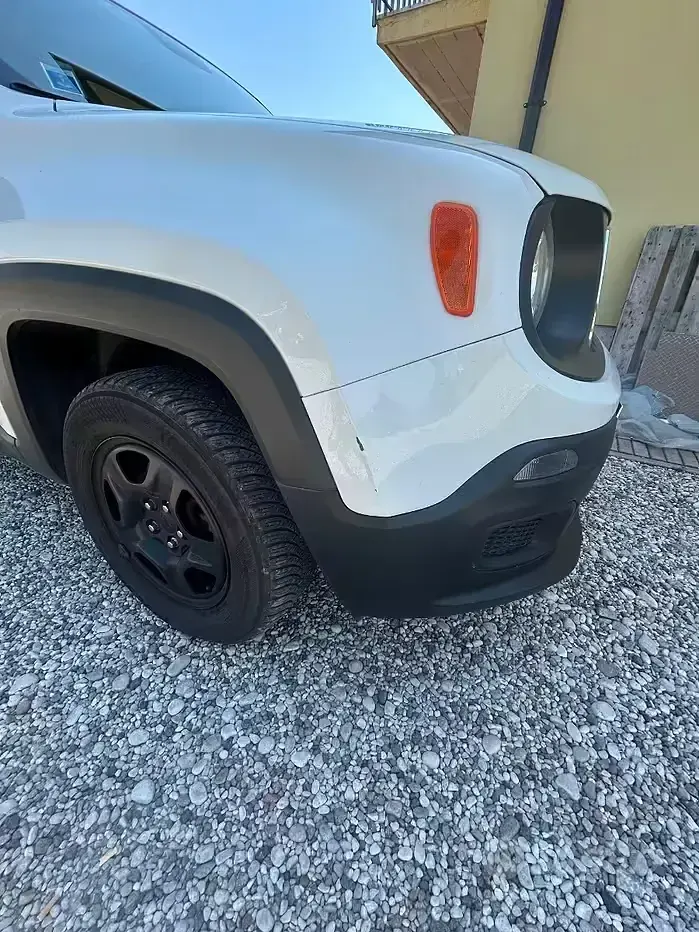 Usata Jeep Renegade Sport 110 CV (80 kW) 2018 Bianco SUV