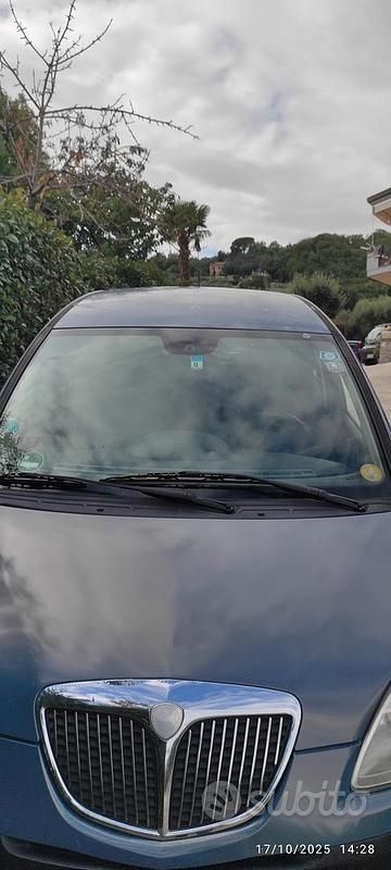 Usata Lancia Musa 90 CV (66 kW) 2007 Monovolume