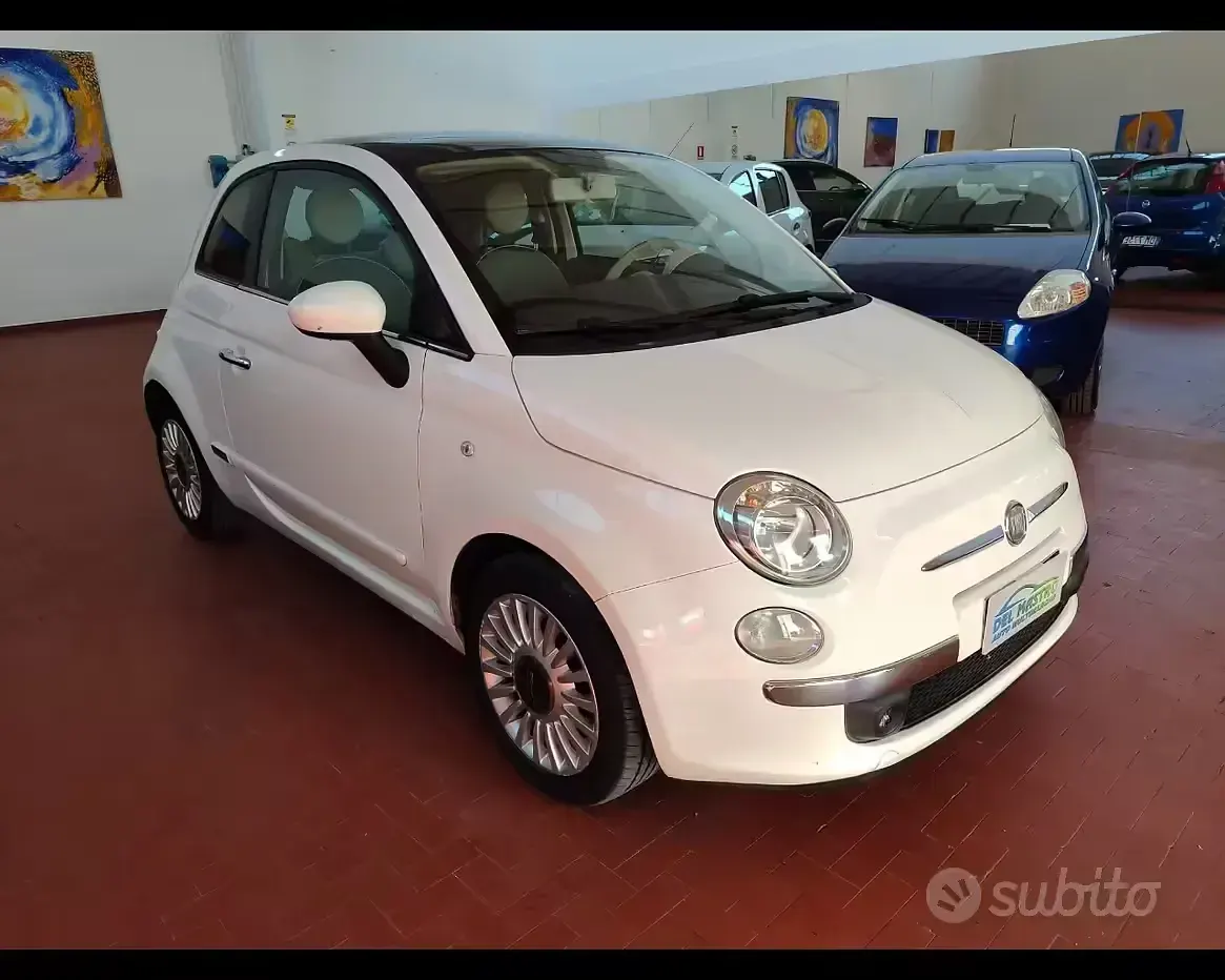 Usata Fiat 500 Lounge 69 CV (50 kW) 2010 Bianco Berlina