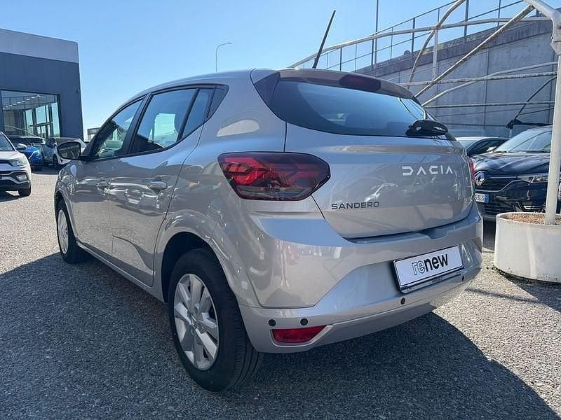 Usata Dacia Sandero Comfort 91 CV (66 kW) 2023 Grigio chiaro Utilitaria