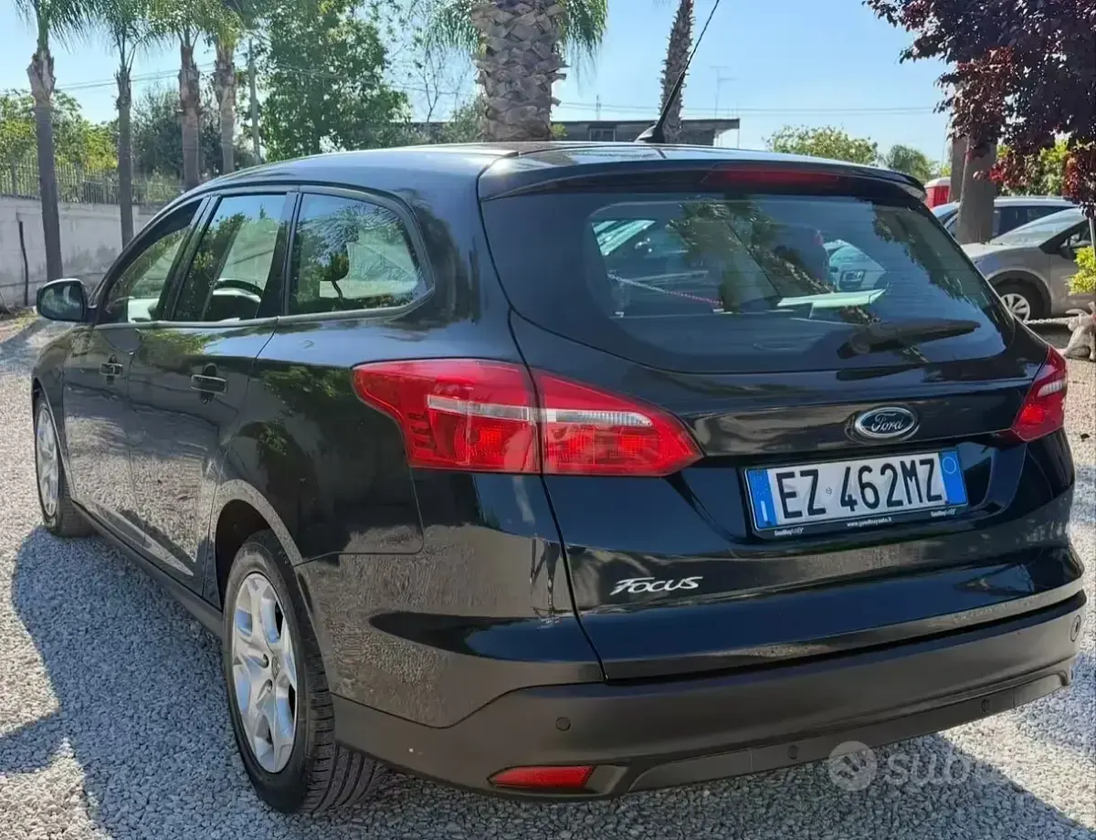 Usata Ford Focus Titanium 120 CV (88 kW) 2015 Nero Station wagon