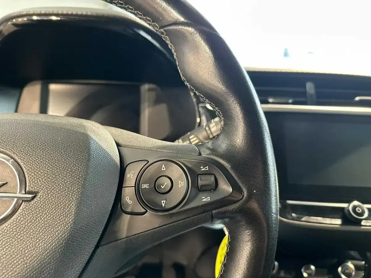 Usata Opel Corsa Elegance 101 CV (74 kW) 2021 Grigio Utilitaria