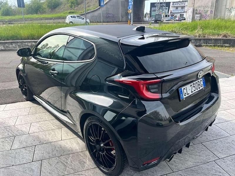 Usata Toyota Yaris 261 CV (191 kW) 2022 Other Utilitaria