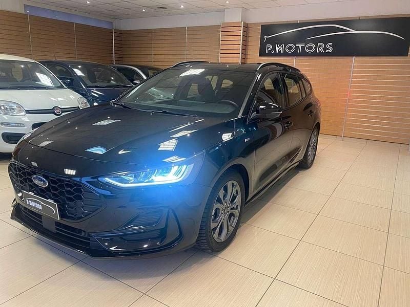Usata Ford Focus ST-Line X 155 CV (114 kW) 2023 Grigio Station wagon