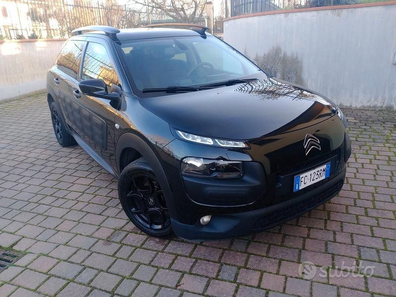 Usata Citroën C4 Cactus 82 CV (60 kW) 2016 Nero Utilitaria