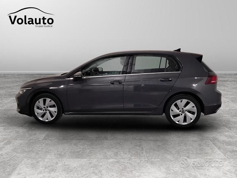 Usata VW Golf VIII Style 150 CV (110 kW) 2025 Gray Berlina