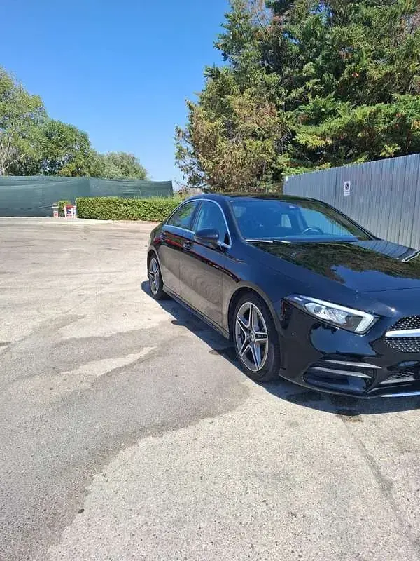 Usata Mercedes A180 Premium 116 CV (85 kW) 2020 Nero Berlina