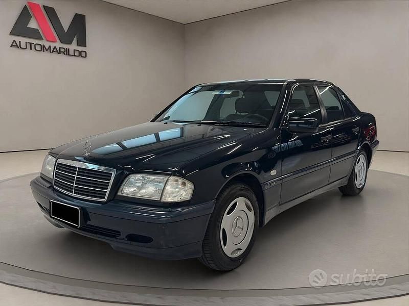 Blu/azzurro Usata 1998 Mercedes C180 Classic Tre volumi | 7800 € (Molto cara) - Immagine 1/4