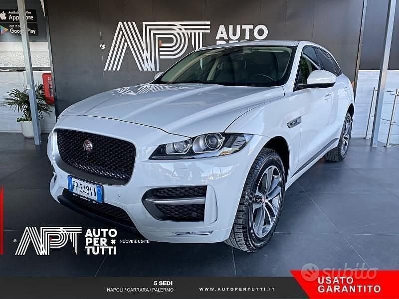 Bianco Usata 2018 Jaguar F-Pace R-Sport SUV | 19.300 € (Buon prezzo) - Immagine 1/4