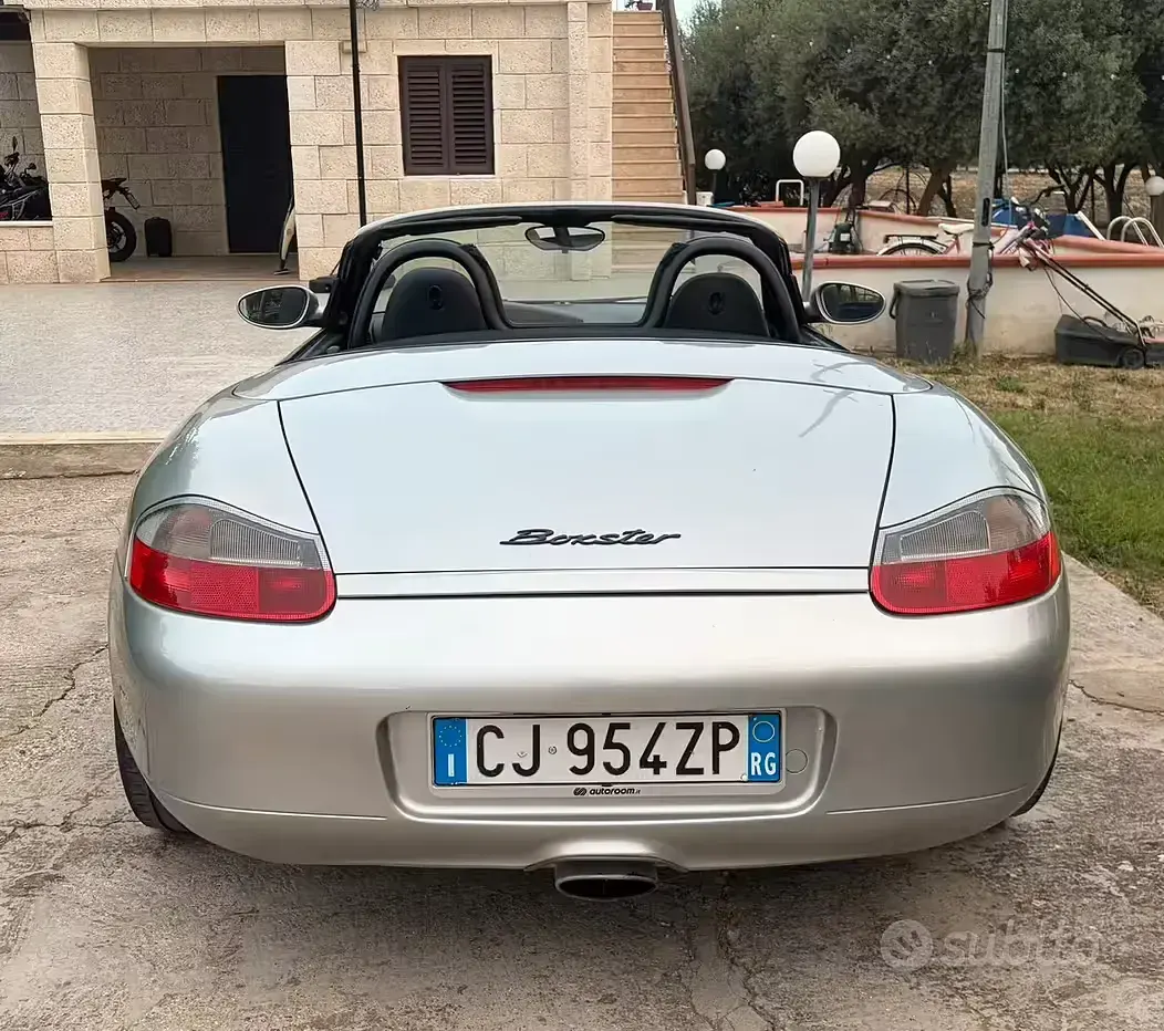 Usata Porsche Boxster 220 CV (161 kW) 2000 Grigio Cabrio