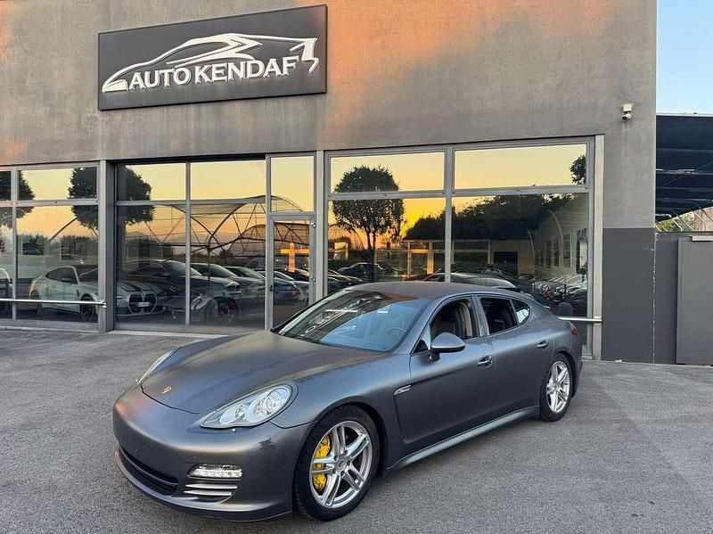 Usata Porsche Panamera 400 CV (294 kW) 2010 Antracite pastello Berlina