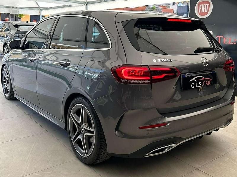 Usata Mercedes B200 Premium 150 CV (110 kW) 2020 Grigio Monovolume