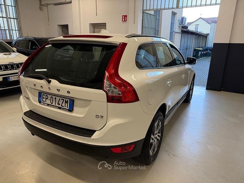 Usata Volvo V60 Kinetic 136 CV (100 kW) 2013 Bianco Station wagon