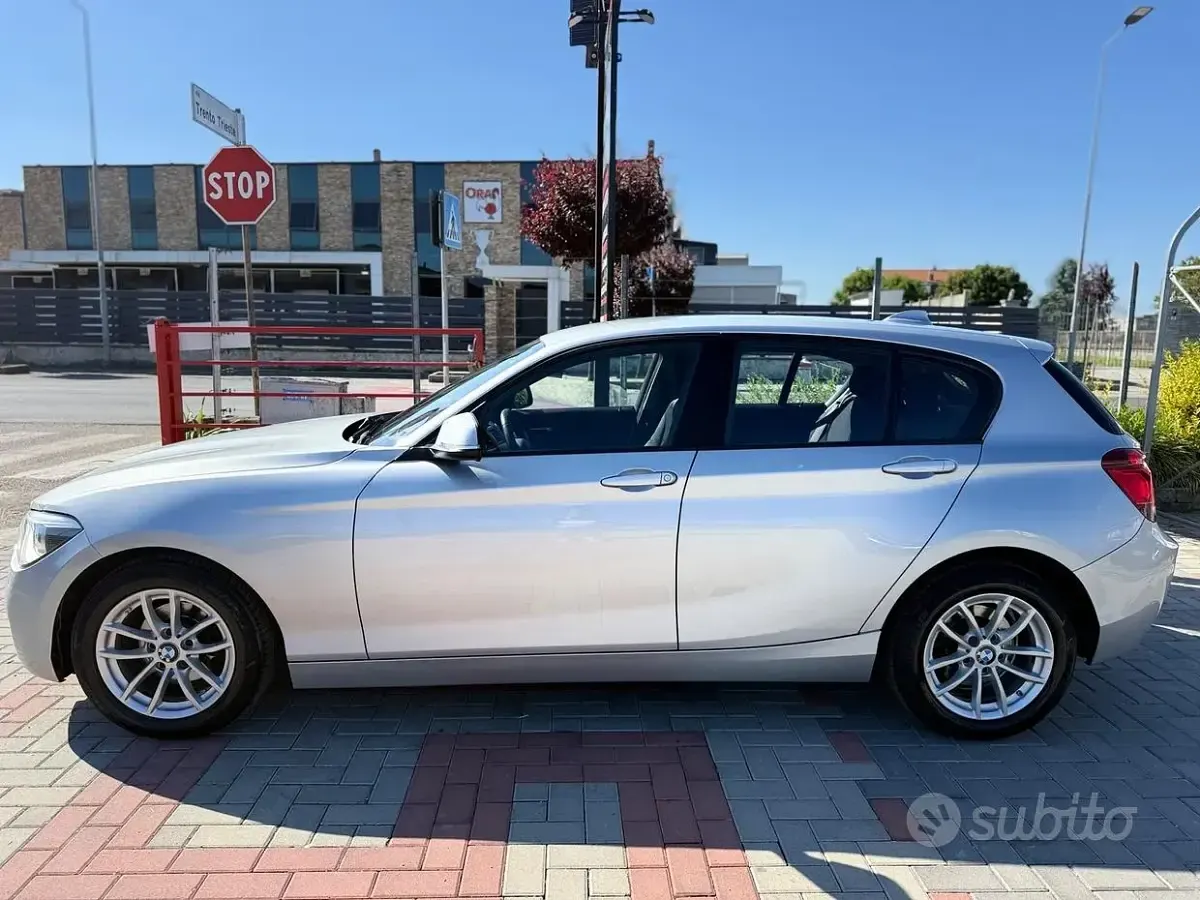 Begagnad BMW 118 143 HK (105 kW) 2015 Grå Halvkombi