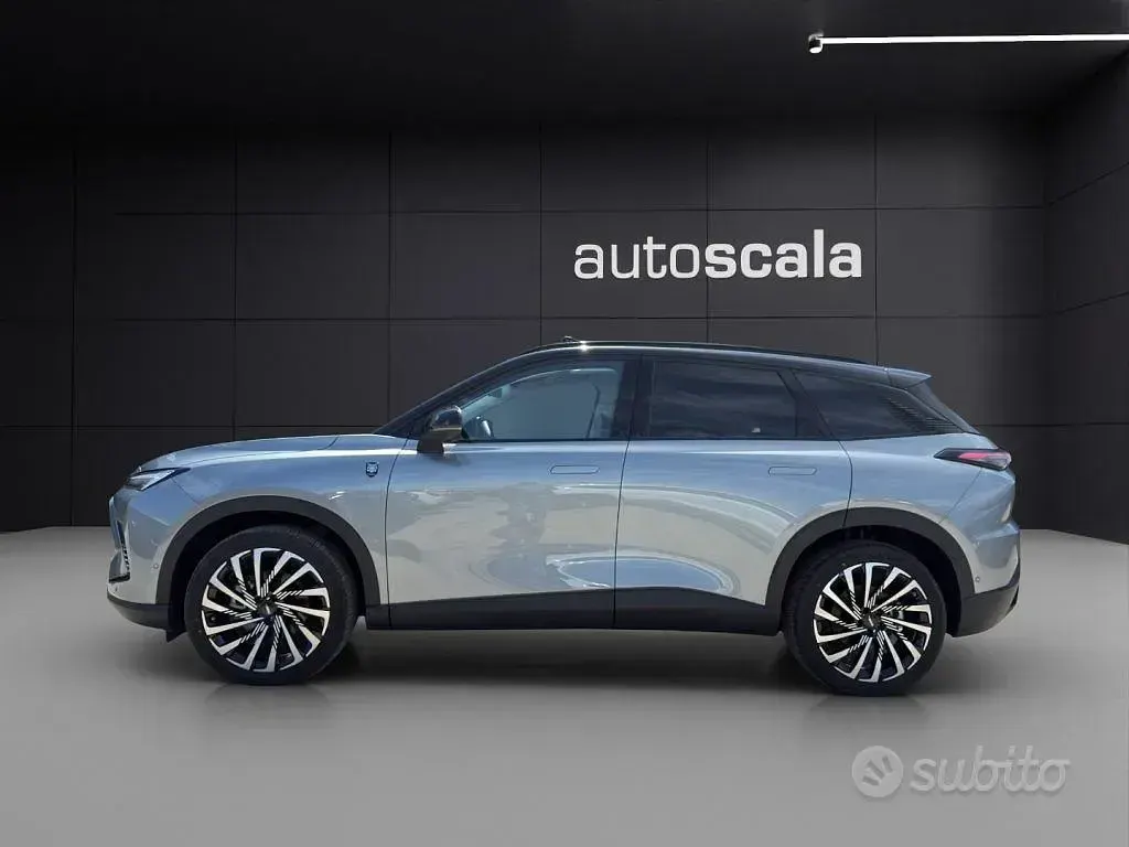 Usata Tiger Six 177 CV (130 kW) 2025 Grigio SUV