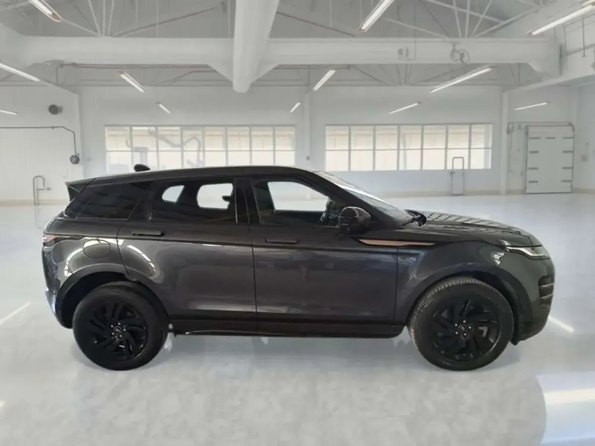 Usata Land Rover Range Rover evoque R-Dynamic 204 CV (150 kW) 2021 Grigio SUV