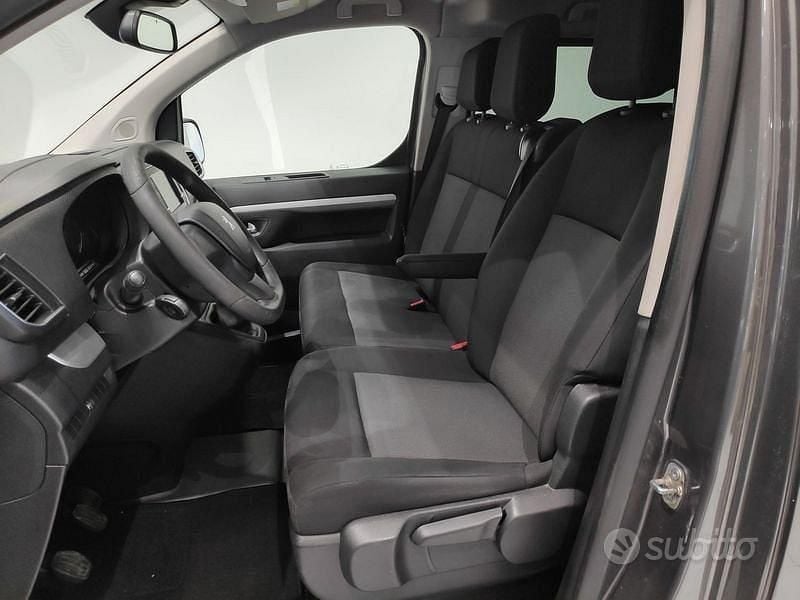 Usata Peugeot Traveller Business-Line 120 CV (88 kW) 2021 Grigio Monovolume