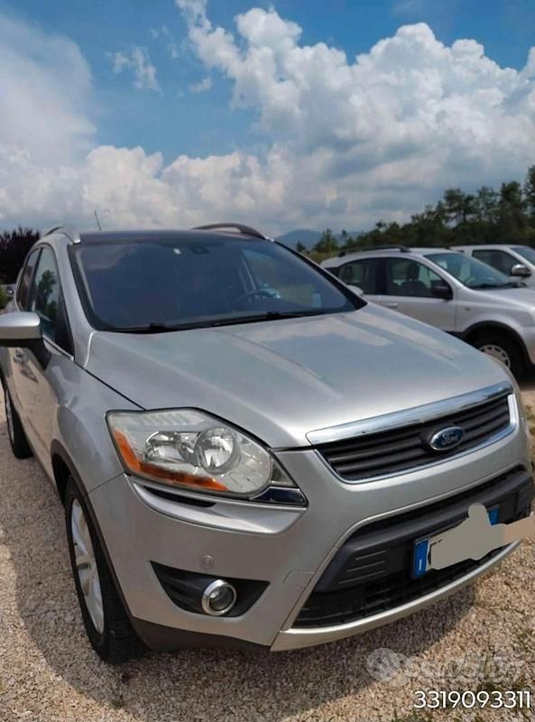 Usata Ford Kuga 163 CV (119 kW) 2011 Grigio SUV