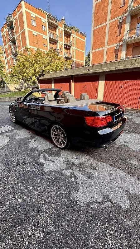Usata 2010 BMW 325 Cabriolet Cabrio | 23.499 € - Immagine 1/4