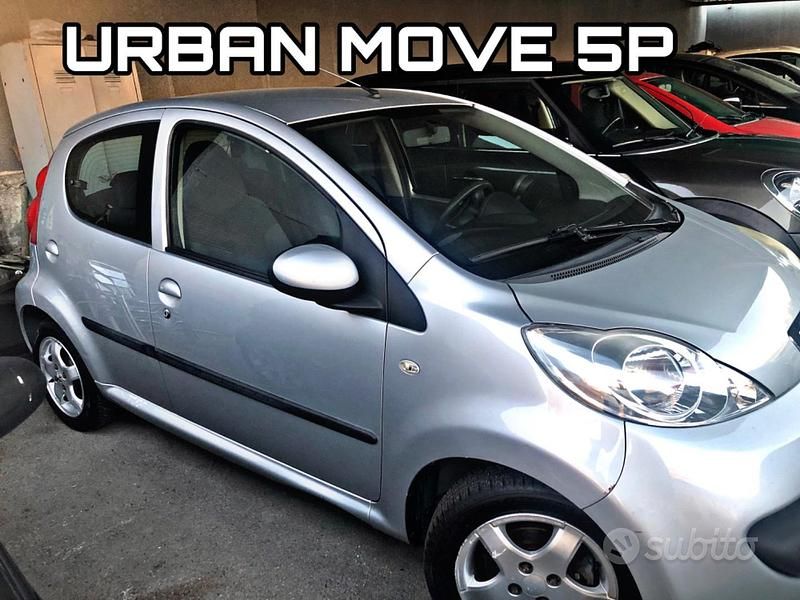 Usata Peugeot 107 68 CV (50 kW) 2009 Grigio Utilitaria