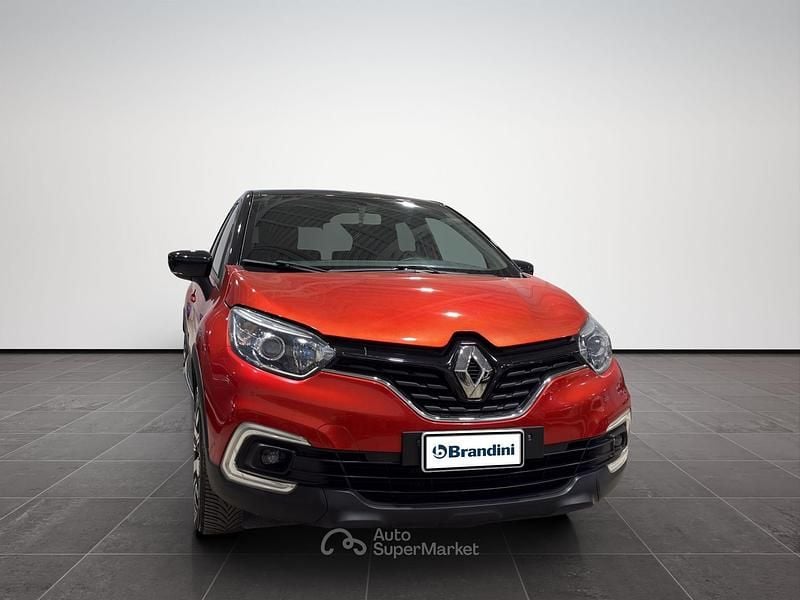 Usata Renault Captur 90 CV (66 kW) 2019 Rosso SUV