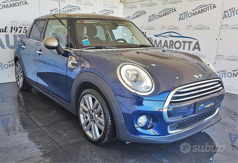 Usata Mini Cooper D Hype 117 CV (86 kW) 2017 Blu/azzurro Utilitaria