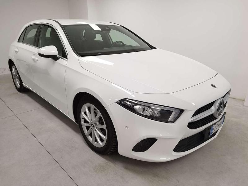 Usata Mercedes A180 116 CV (85 kW) 2020 Bianco Berlina