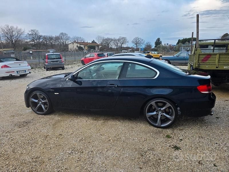 Usata BMW 325 M Sport 197 CV (144 kW) 2008 Blu Coupé