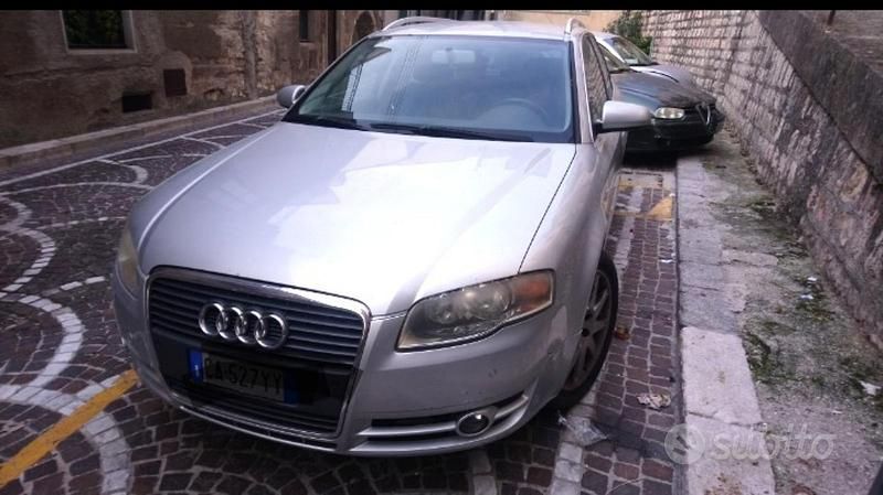 Usata Audi A4 140 CV (102 kW) 2005 Grigio SUV