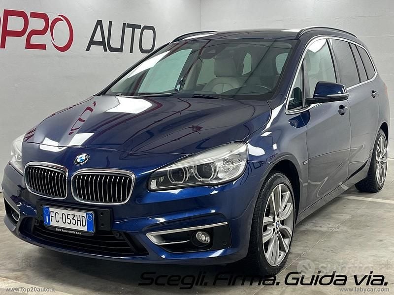 Usata BMW 218 Gran Tourer Luxury Line 150 CV (110 kW) 2016 Blu Monovolume