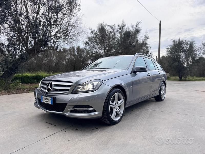Usata Mercedes C200 136 CV (100 kW) 2012 Grigio Station wagon