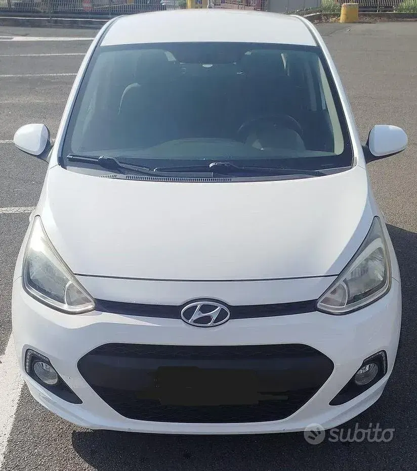 Usata Hyundai i10 Edition 69 CV (50 kW) 2017 Bianco Utilitaria