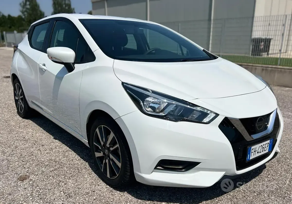 Usata Nissan Micra Tekna 90 CV (66 kW) 2017 Bianco Utilitaria