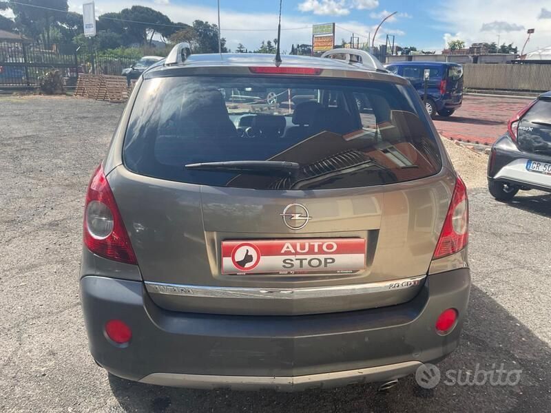 Usata Opel Antara Cosmo 150 CV (110 kW) 2007 Marrone SUV