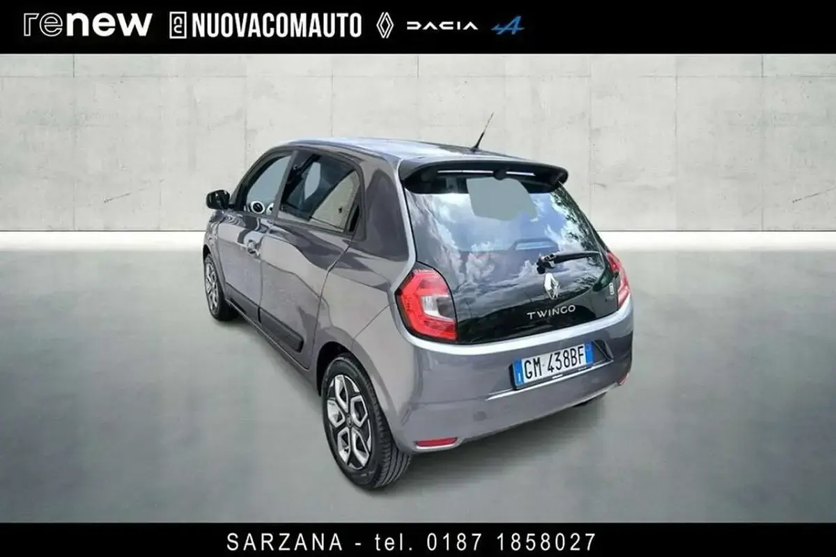 Usata Renault Twingo Equilibre 60 kW (82 CV) 2023 Grigio scuro Utilitaria