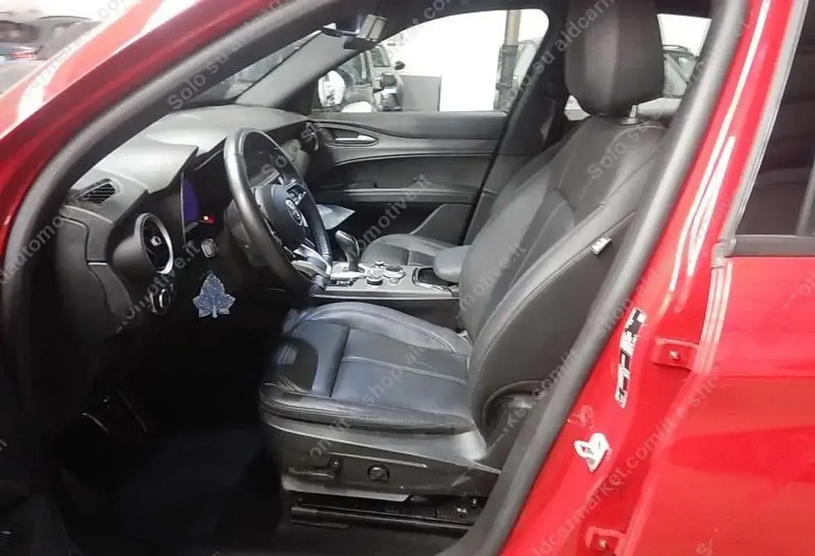 Usata Alfa Romeo Stelvio Ti 209 CV (153 kW) 2023 SUV