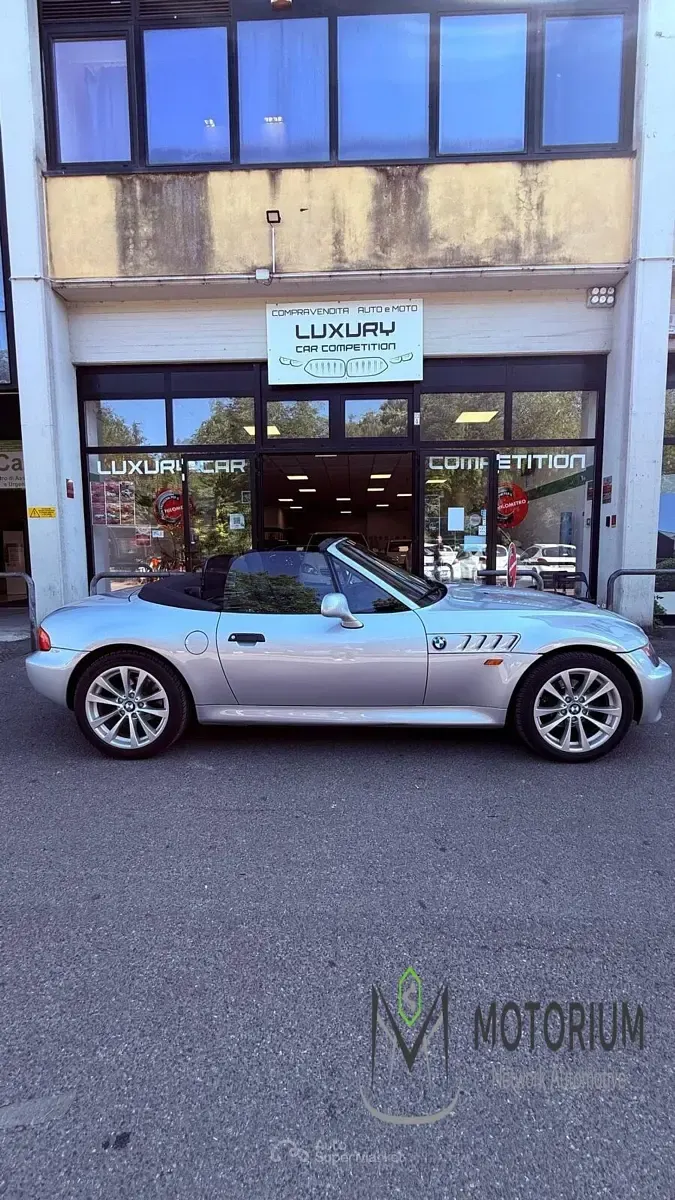 Usata BMW Z3 140 CV (102 kW) 1999 Gray Berlina