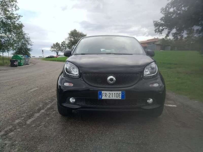 Usata Smart ForFour Passion 71 CV (52 kW) 2018 Nero Utilitaria
